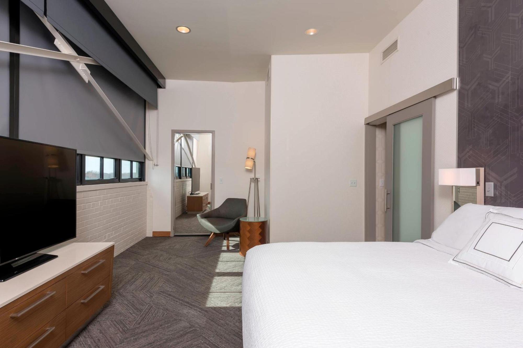 Courtyard By Marriott Waterloo Cedar Falls Zewnętrze zdjęcie