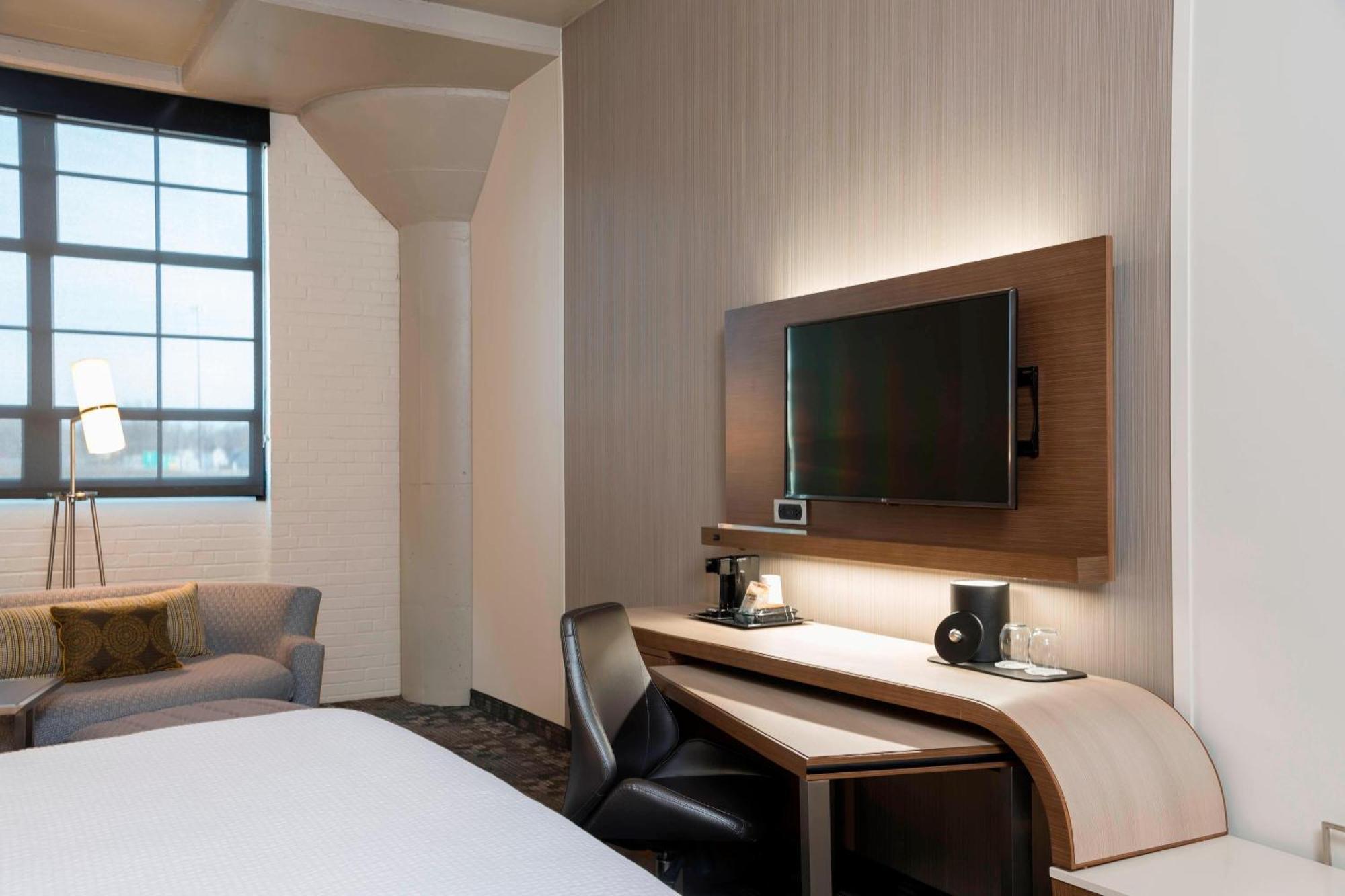 Courtyard By Marriott Waterloo Cedar Falls Zewnętrze zdjęcie